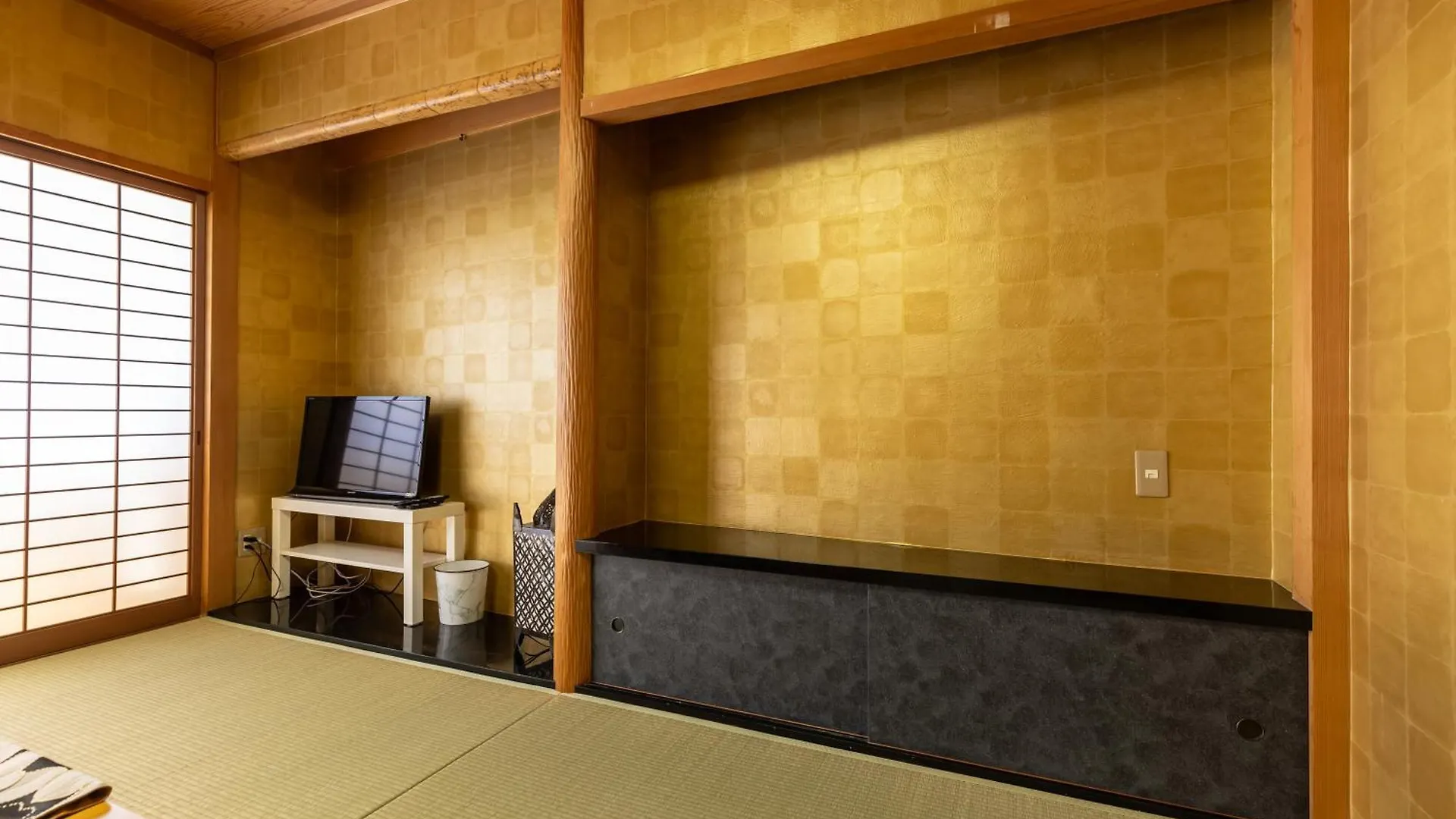 Premier Stay Namba なんば駅徒歩3分 3 Mins Walk From Namba Station 7Rooms Billiards Table 2Baths 4Toilets Osaka 0*,