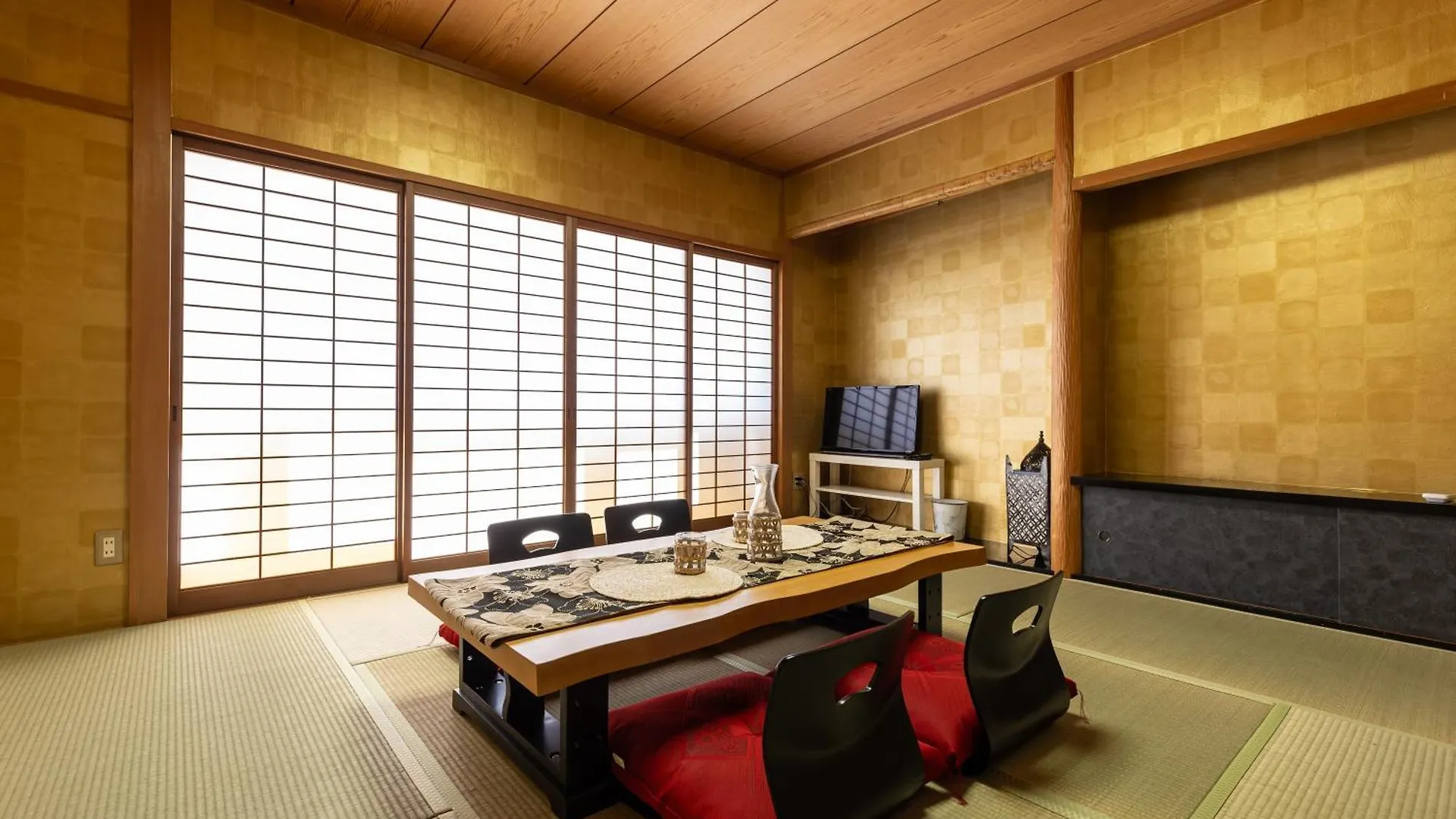 Premier Stay Namba なんば駅徒歩3分 3 Mins Walk From Namba Station 7Rooms Billiards Table 2Baths 4Toilets Osaka 0*,
