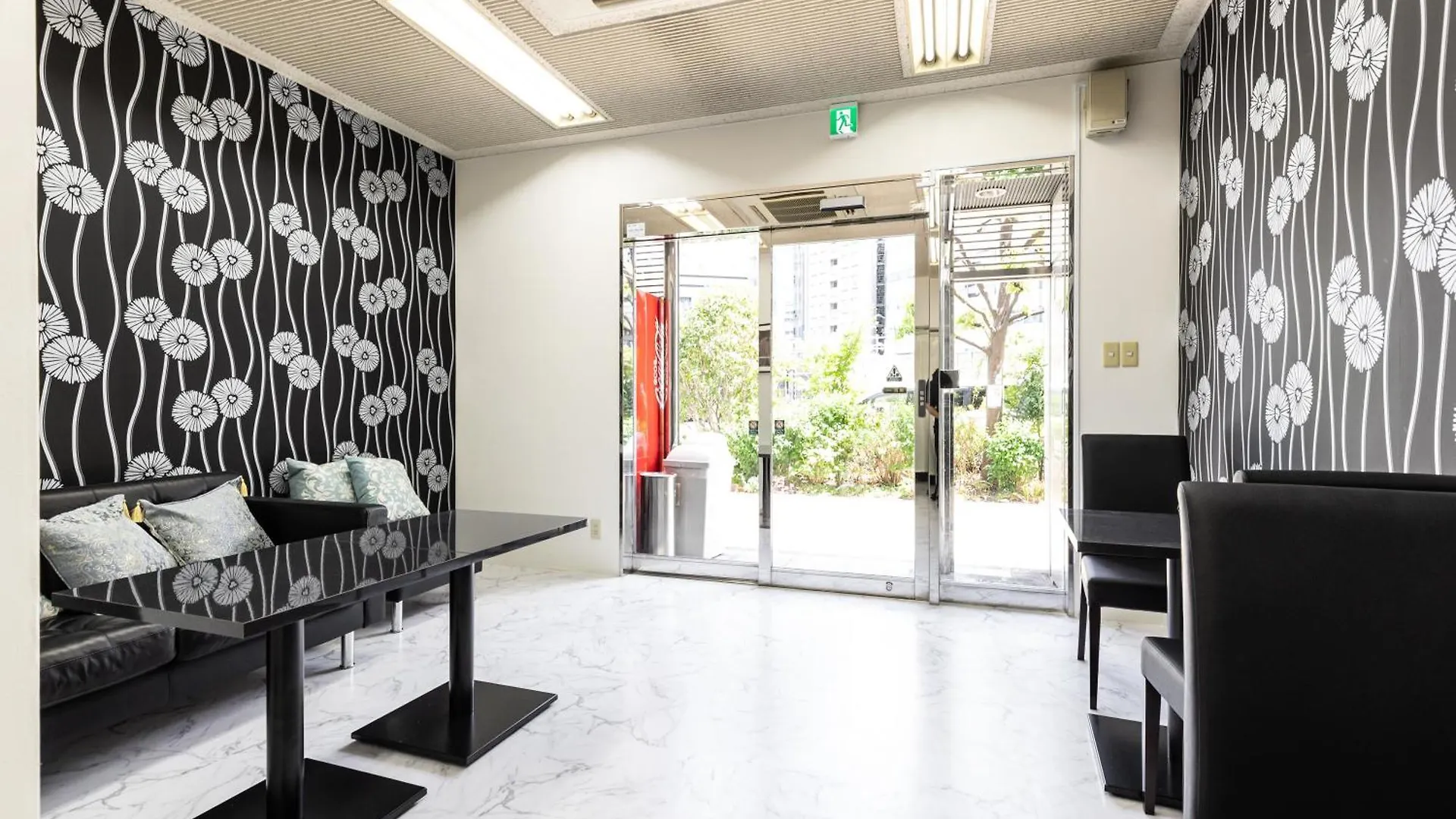 Premier Stay Namba なんば駅徒歩3分 3 Mins Walk From Namba Station 7Rooms Billiards Table 2Baths 4Toilets Osaka 0*,  Japan