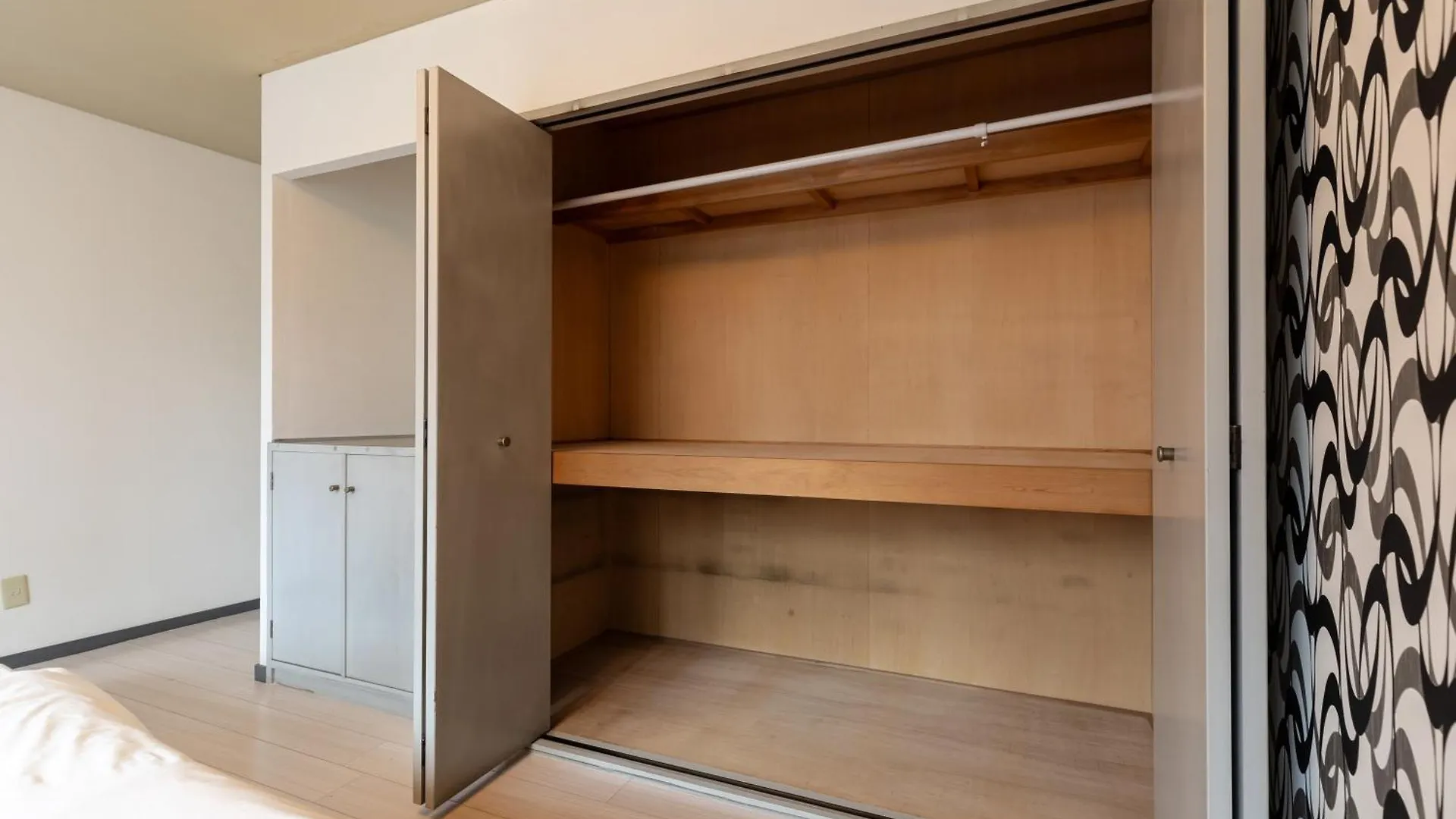 Premier Stay Namba なんば駅徒歩3分 3 Mins Walk From Namba Station 7Rooms Billiards Table 2Baths 4Toilets Osaka