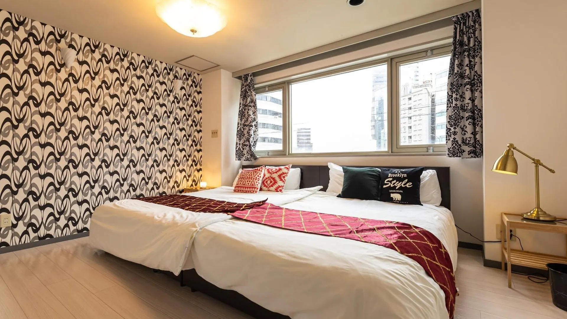 Apartment Premier Stay Namba なんば駅徒歩3分 3 Mins Walk From Namba Station 7Rooms Billiards Table 2Baths 4Toilets Osaka Japan