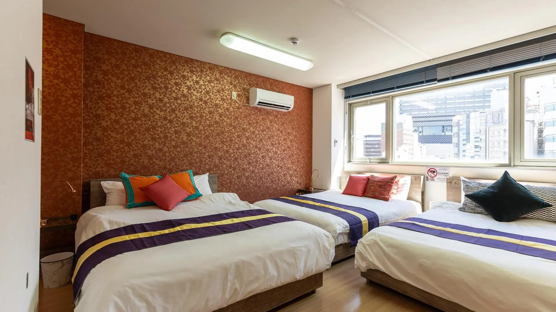 Apartment Premier Stay Namba なんば駅徒歩3分 3 Mins Walk From Namba Station 7Rooms Billiards Table 2Baths 4Toilets Osaka