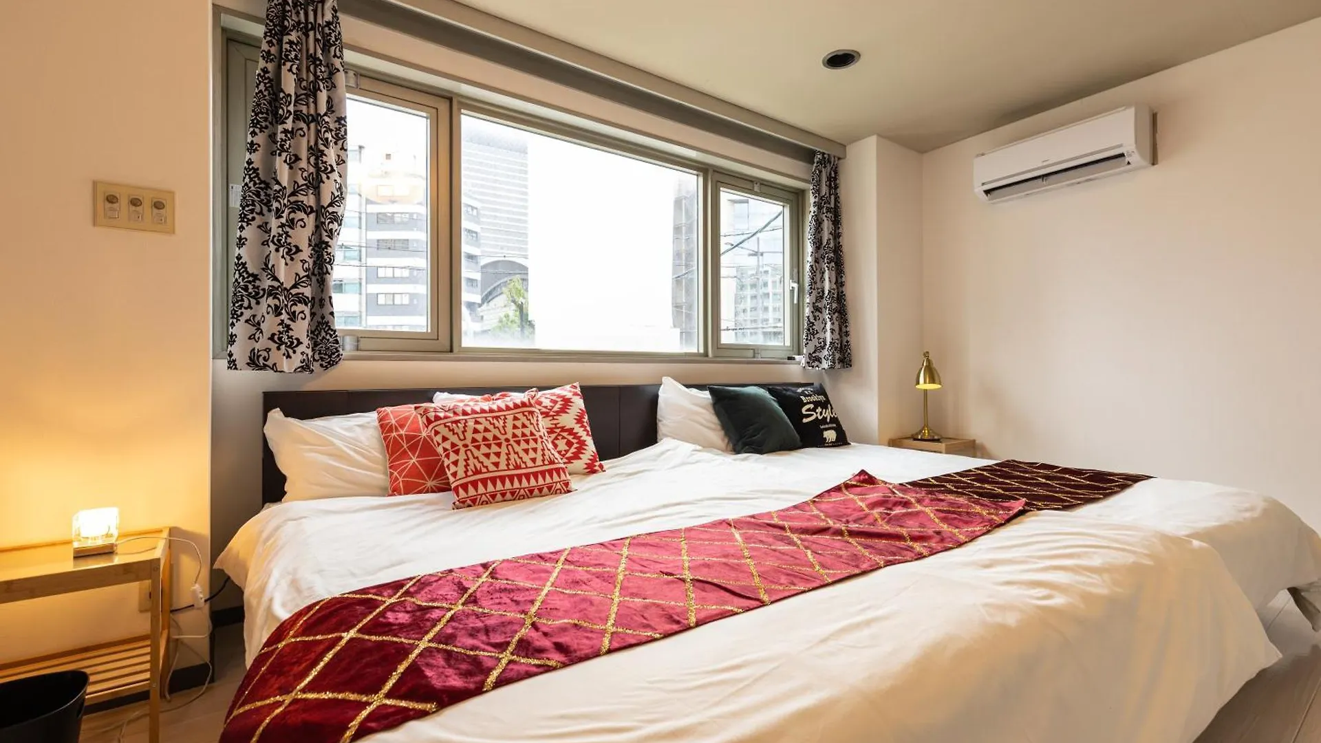 Premier Stay Namba なんば駅徒歩3分 3 Mins Walk From Namba Station 7Rooms Billiards Table 2Baths 4Toilets Osaka Apartment
